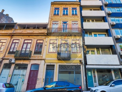 Apartamento T0 à venda em Cedofeita, Santo Ildefonso, Sé, Miragaia, São Nicolau e Vitória