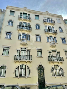 Apartamento T4 c/ Logradouro - Alameda - Lisboa,