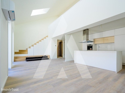Apartamento T2+1 Duplex Novo - Gaia Wood Residences em fr...