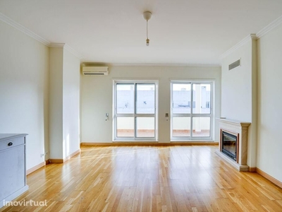 Apartamento T3 em Lisboa de 138,00 m2