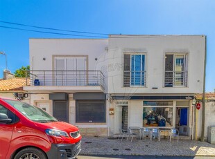 Apartamento T2 à venda em Vialonga, Vila Franca de Xira