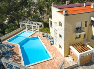 Duplex T4 à venda em Cacém e São Marcos, Sintra