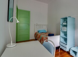 Quarto acolhedor para alugar em Alvalade, Lisboa