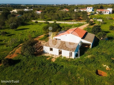Casa / Villa T4 em Faro de 338,00 m2