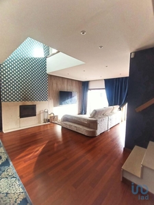 Casa / Villa T4 em Porto de 385,00 m²
