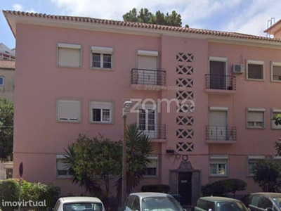 Apartamento T3 remodelado em Alvalade, Lisboa