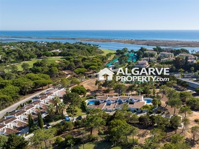 Fabuloso apartamento T1 junto da Praia e do Campo de Golfe na Quinta do Lago, Algarve