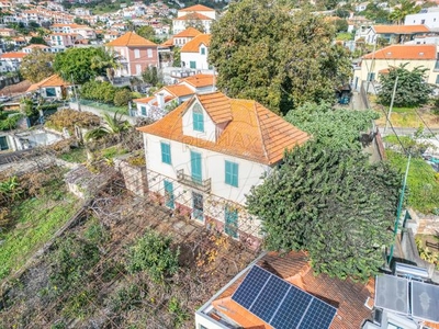 Moradia T3 à venda em Santo António, Funchal
