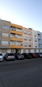 Apartamento T3 para arrendar em Corroios, Seixal