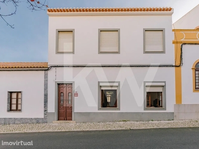 Casa para comprar em Canhestros, Portugal