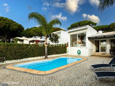 Casa para comprar em Quarteira, Portugal