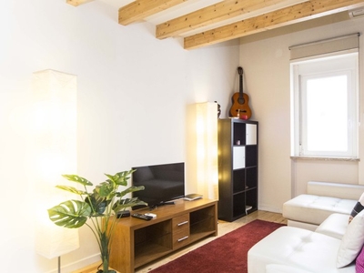Elegante apartamento para alugar em Graça, Lisboa