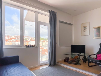 Apartamento de 2 quartos para alugar em Mouraira, Lisboa