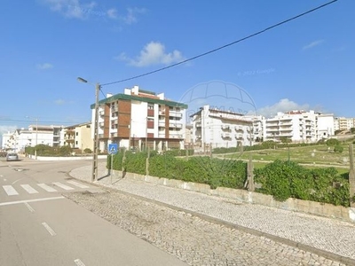 Apartamento T2 à venda em Coimbrão, Leiria