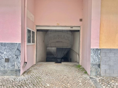 Garagem à venda em Pinhal Novo, Palmela