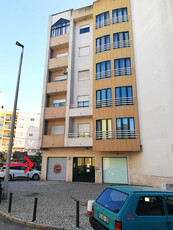 Terreno com 1271m2, para construção de 3 edifícios de 6 pisos, no Centro do Barreiro, Rua Miguel Bombarda, Nº 181. A 5 min da estação dos barcos para Lisboa.