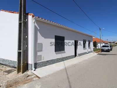 Casa Térrea T1 à venda na Rua Principal, Bombarral e Vale Covo (2540-167)