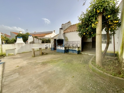Moradia T3 Duplex à venda em São Cristóvão