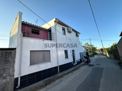 Moradia T3 Duplex à venda na Rua da Boavista