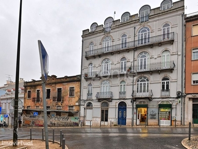 Apartamento T3 em Campolide, Lisboa