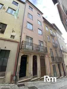 excelente prédio a 100 metros da Rua Ferreira Borges, Baixa de Coimbra
