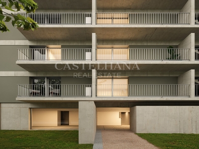 Apartamento T1 com varanda e lugar de garagem, inserido em novo empreendimento no Porto
