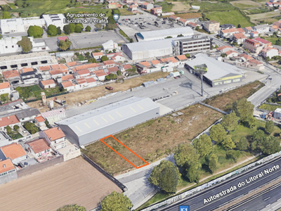Lote 3 junto à Rua Oriental e A28, para construção de moradia de 2 frentes em Perafita, Matosinhos, Porto