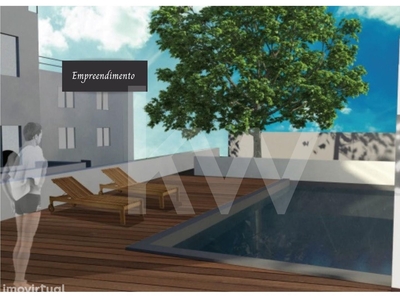 Apartamento T1 com garagem e terraço em condomínio de luxo com piscina