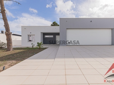 Casa Térrea T2 à venda em Azeitão (São Lourenço e São Simão)