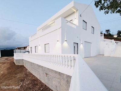 Casa / Villa T5 em Faro de 300,00 m2