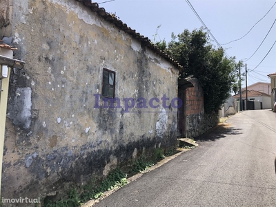 Moradia Geminada T1 Venda em Vila de Cucujães,Oliveira de Azeméis