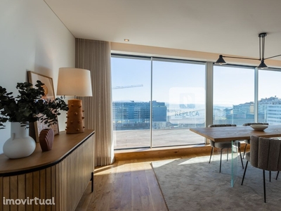 Penthouse T4 com vistas panorâmicas - Alameda das Antas