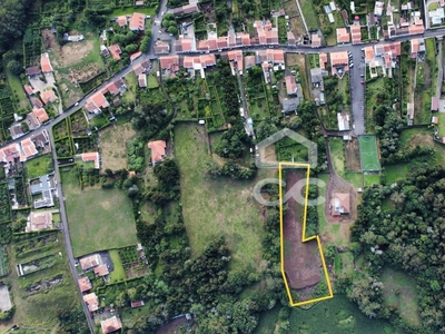 Terreno com 4.340,00 m2 - Fenais da Luz - Ponta Delgada