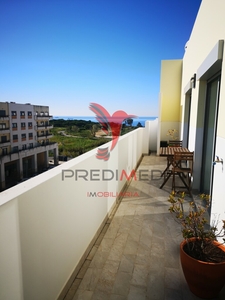 Apartamento T3 com vista mar, em Sines,