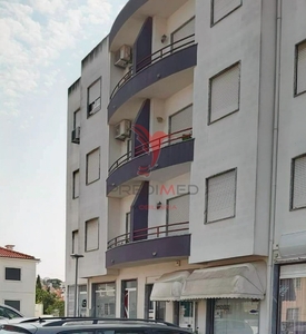 Apartamento T3 em Santarém, salmeirim completamente renovado, com 116m2,