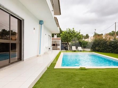 4 Bedroom House with Swimming Pool | Belverde | Seixal | Quiet Zone