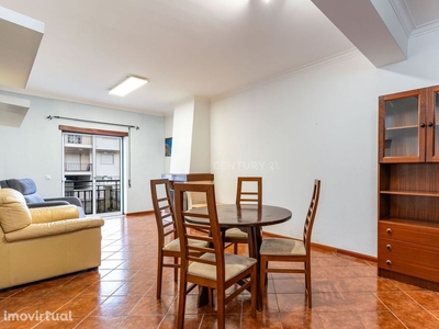 Apartamento T2 - Lousã | Terraço 55M² | Garagem | Arrumo