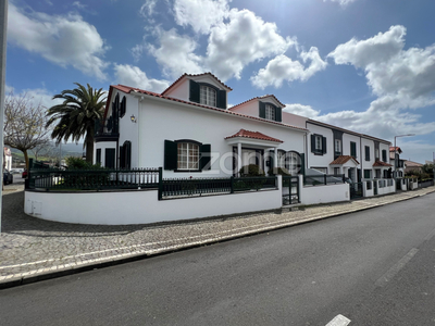 Casa para comprar em Lagoa (São Miguel), Portugal