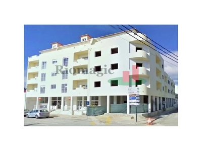 Edifício para comprar em Fajarda, Portugal