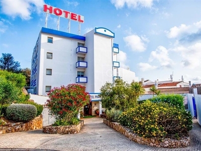 Hotel com 43 quartos com vista sobre Atlântico perto de Sagres