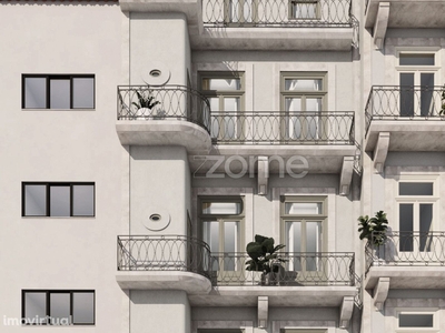 Apartamento novo T0 com 42m2 situado na rua do Almada, Porto.