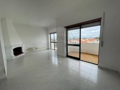 Apartamento T3 à venda em Azeitão (São Lourenço e São Simão), Setúbal