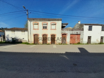 Casa Geminada T3 Duplex à venda em Lousã e Vilarinho