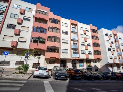 Apartamento T1 à venda em Cacém e São Marcos, Sintra
