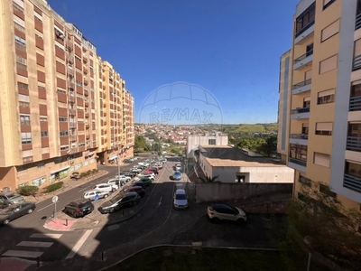 Apartamento T2 à venda em Cacém e São Marcos, Sintra