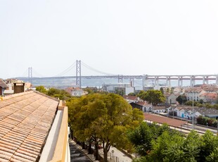 Apartamento T4, Lisboa