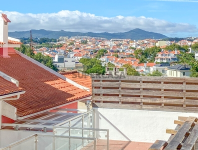 Andar de Moradia T2 Duplex para arrendamento em Cascais e Estoril