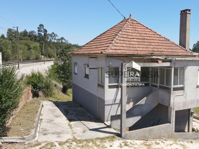 Moradia T3 Duplex à venda em Santiago e S.Simão de Litém e Albergaria dos Doze