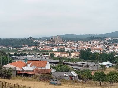 Terreno para construção, em altura ou moradias unifamiliares, Porto de Mós, Leiria