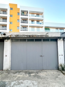 Garagem Box na Rua de Goa, em Linda-a-Velha, Oeiras